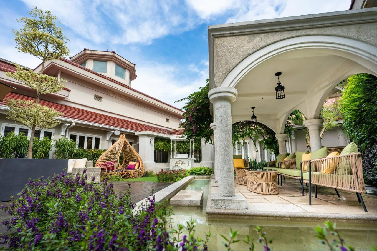 Hualien Farglory Hotel Yanliau Екстер'єр фото The residence of the Thai ambassador to the United States