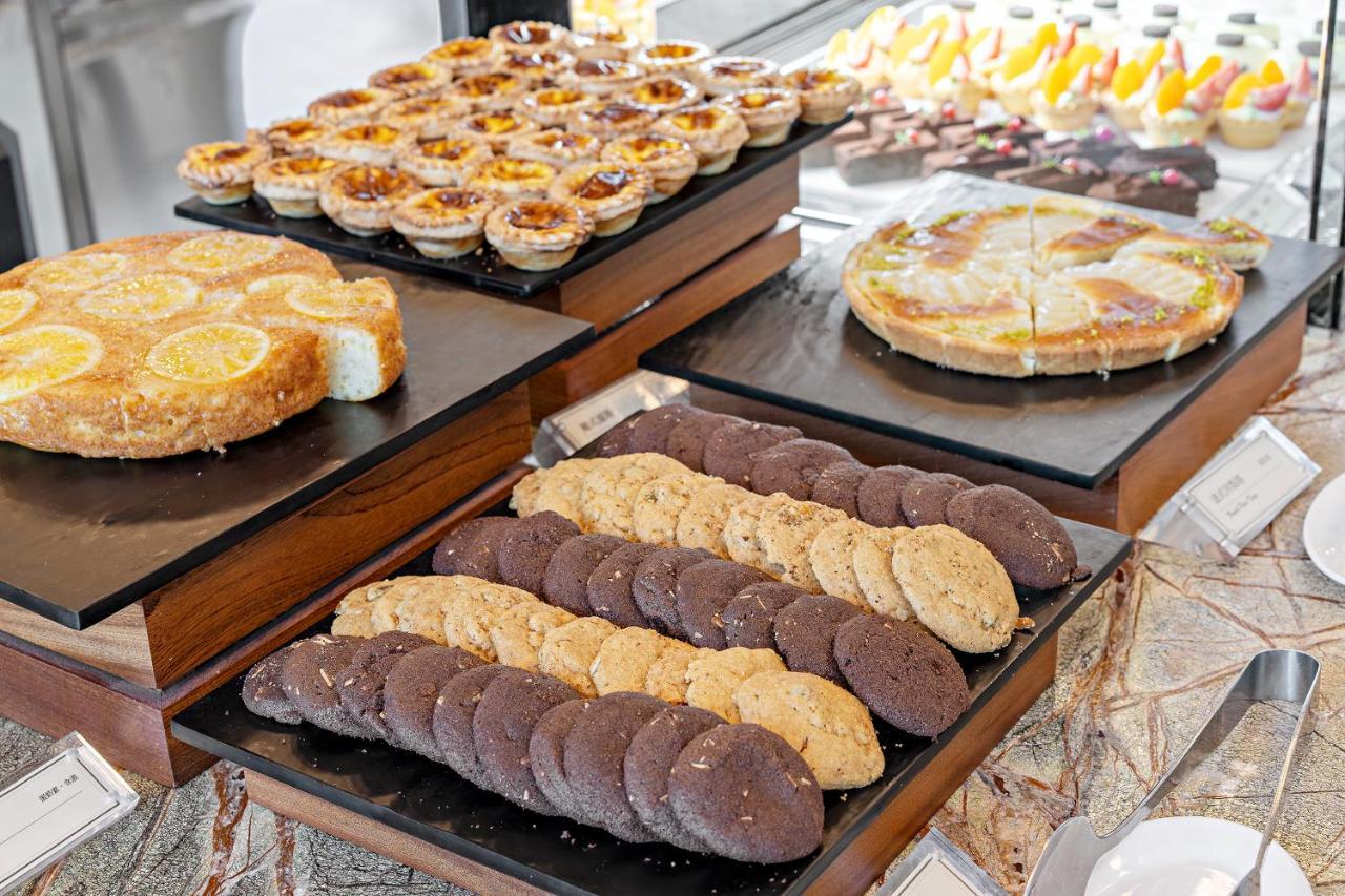 Hualien Farglory Hotel Yanliau Екстер'єр фото A selection of pastries